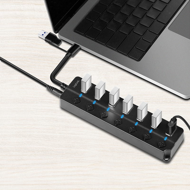 USB-Hub LogiLink Type-A/-C 7-Port USB3.2 schwarz Schalter